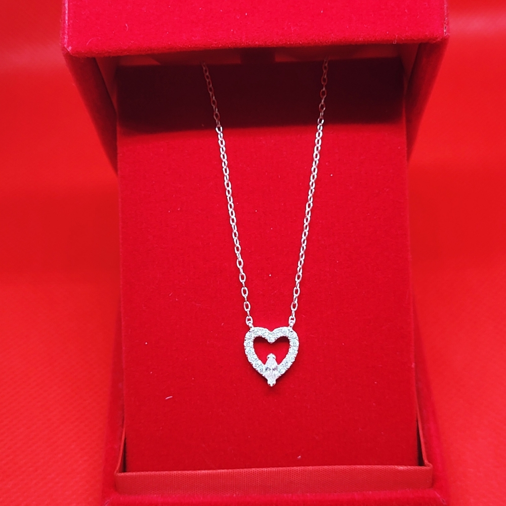 Elegant Silver Heart Necklace